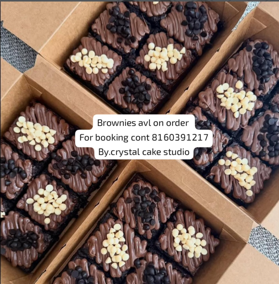 Chocolate Chip Brownie – Crystal Cake Studio Surat